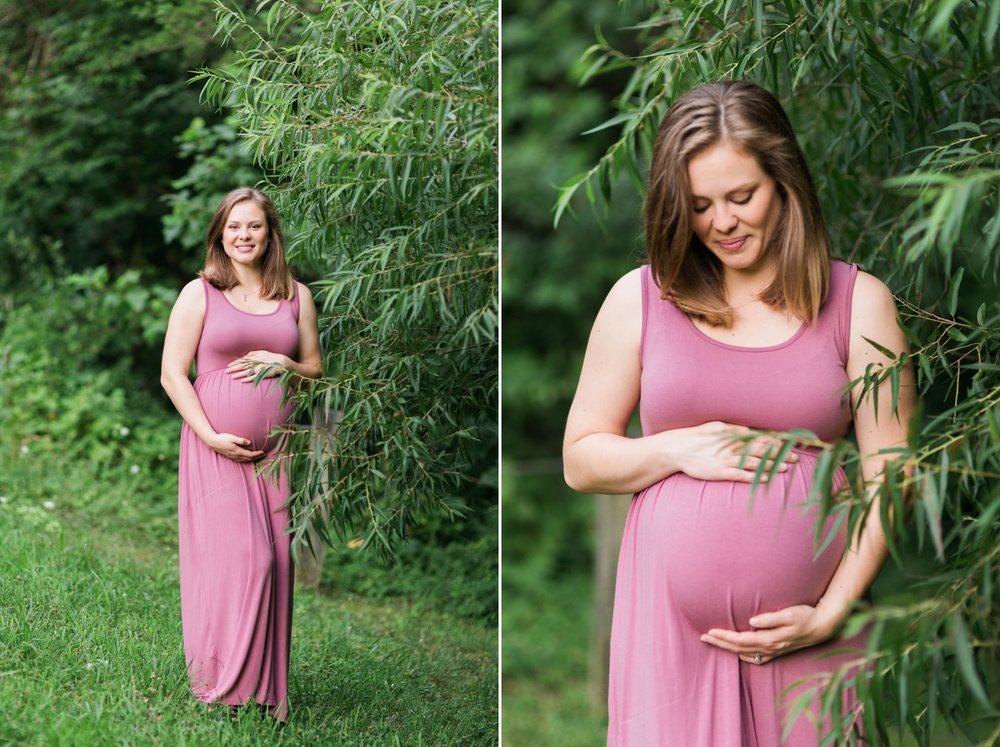 Pregnant woman posing for a maternity session at Lake Mercer in Northern VA